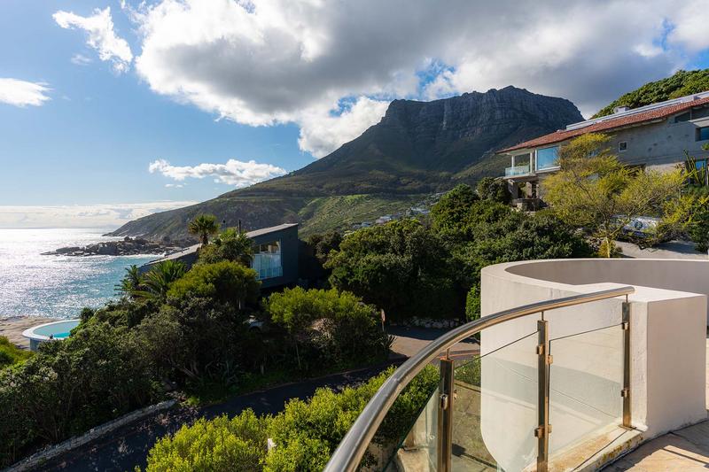 7 Bedroom Property for Sale in Llandudno Western Cape
